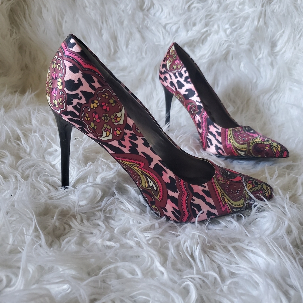 Womens Shoes